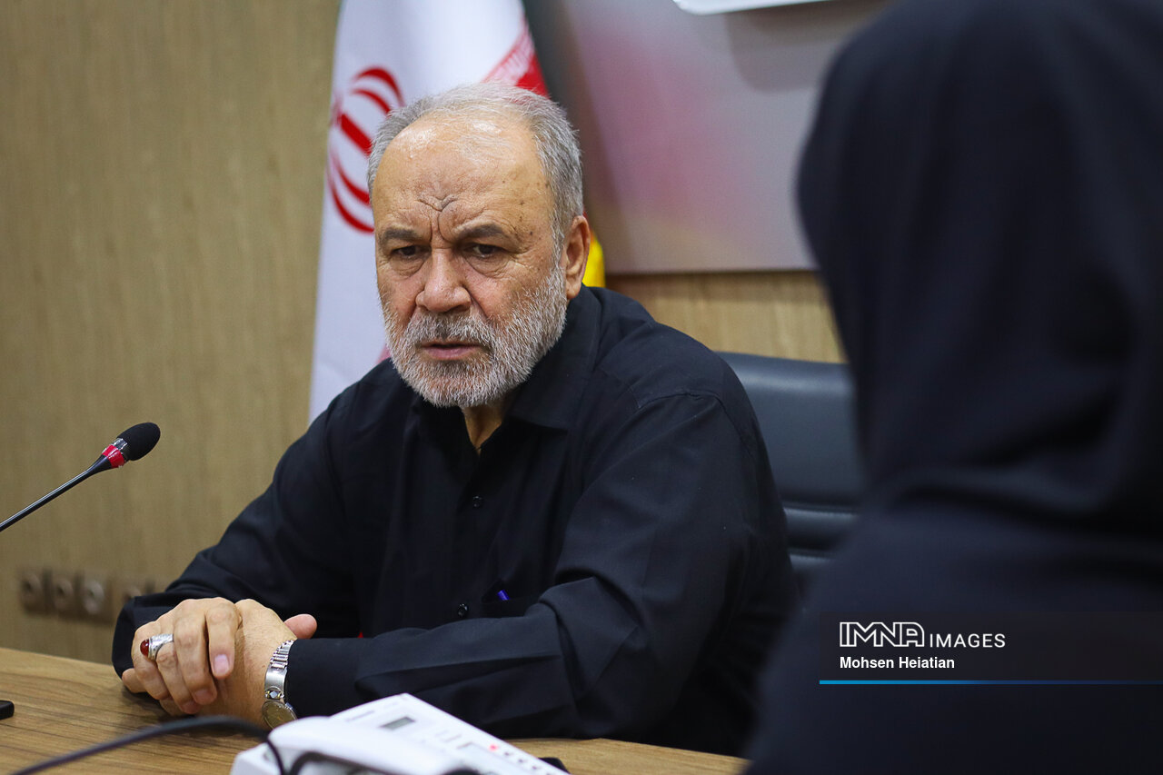 ۳۷۰ شهید؛ یک شهر و روایتی که هرگز پیر نمیشود