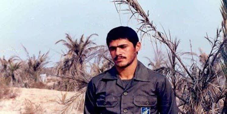 غواص تنهایی که به آب نامه مینوشت و در آب شهید شد