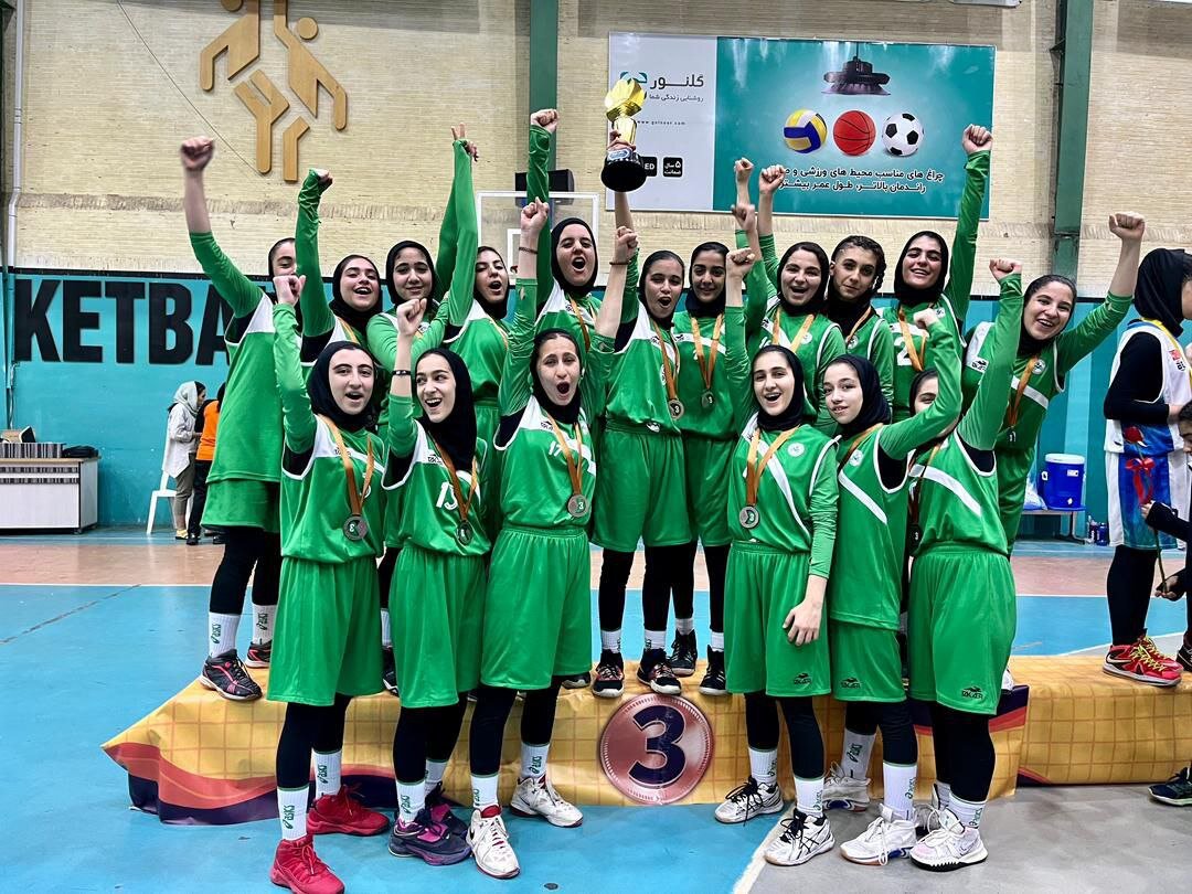 کسب جایگاه سوم دختران نوجوان بسکتبالیست ذوب‌آهن در مسابقات قهرمانی استان