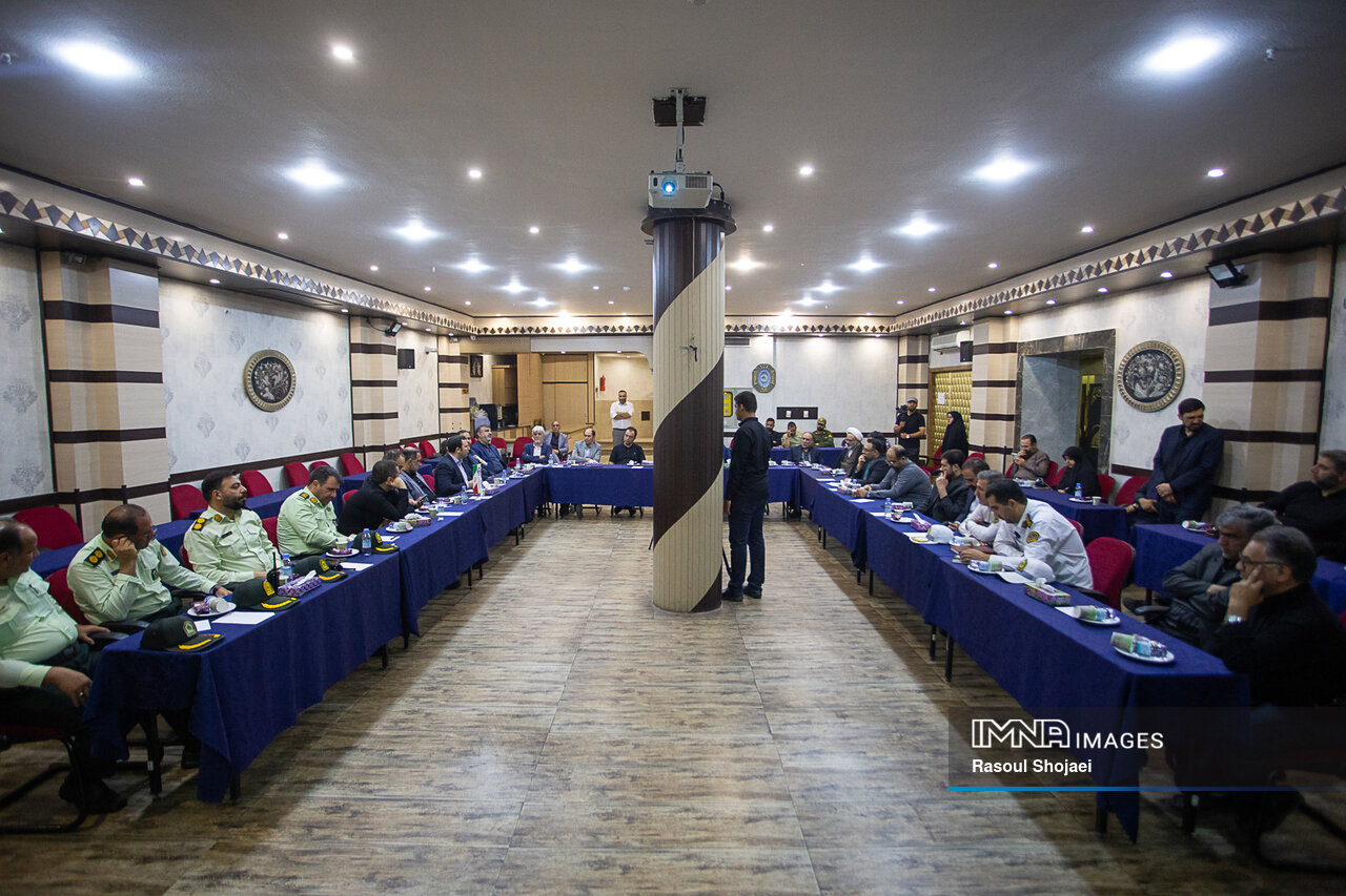 هماندیشی ارگانهای شهری برای ساماندهی بازار بزرگ/ بازاریان از دغدغههای خود گفتند