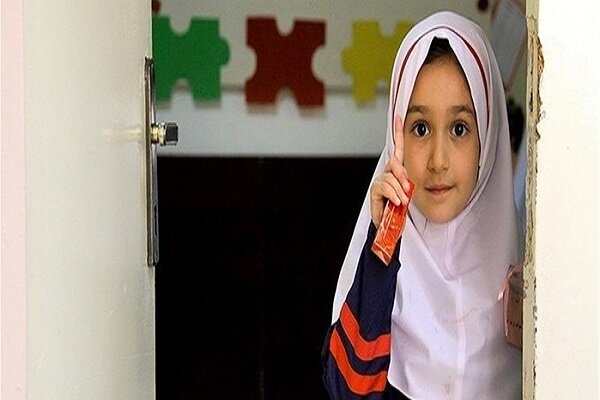 شناسایی ۳۰۰۰ کودک بازمانده از تحصیل در تهران / بازگرداندن ۲۷ درصد دبستانی‌ها به مدرسه