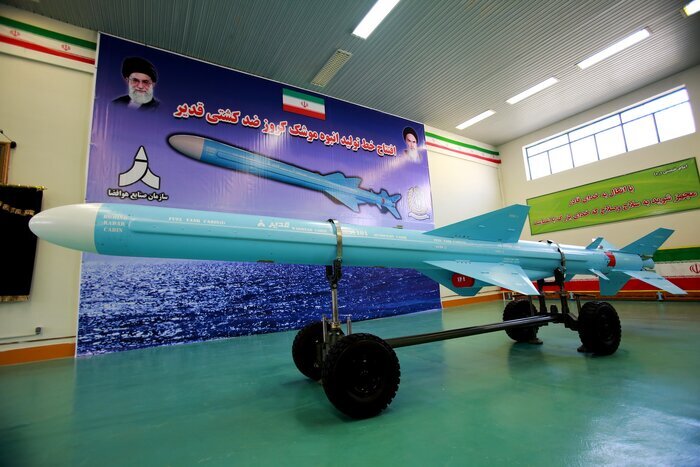 سامانههای موشکی ساخت وزارت دفاع به نیروی دریایی سپاه الحاق شد