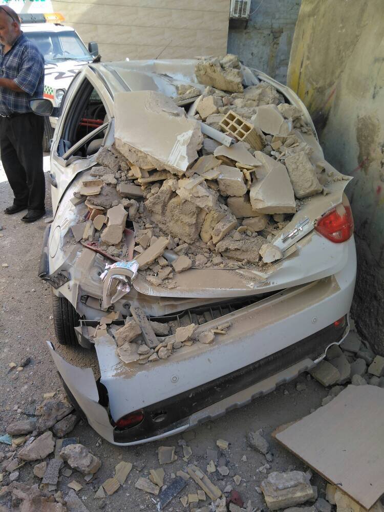 ریزش آوار در محله جوانمرد قصاب تهران ۱۲ مصدوم را راهی بیمارستان کرد + عکس