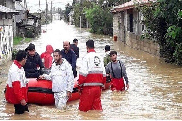 اسکان اضطراری ۱۳۰ نفر در ۲ روز گذشته / امدادرسانی به ۸ استان متاثر از سیل و آبگرفتگی