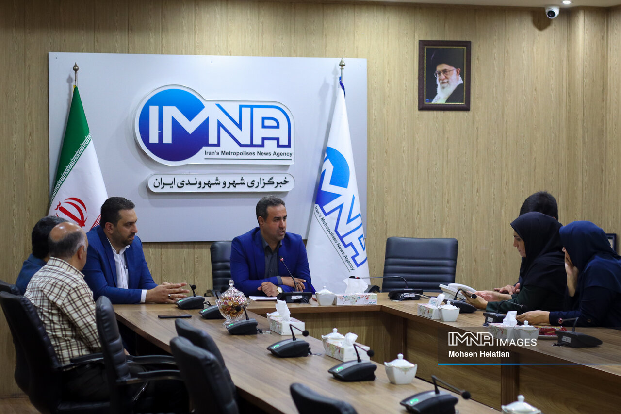 اعتبار ۱۴۲ میلیارد ریالی منطقه ۸ برای آزادسازی ۴ گلوگاه/ پیشگام شهرداری الکترونیک هستیم