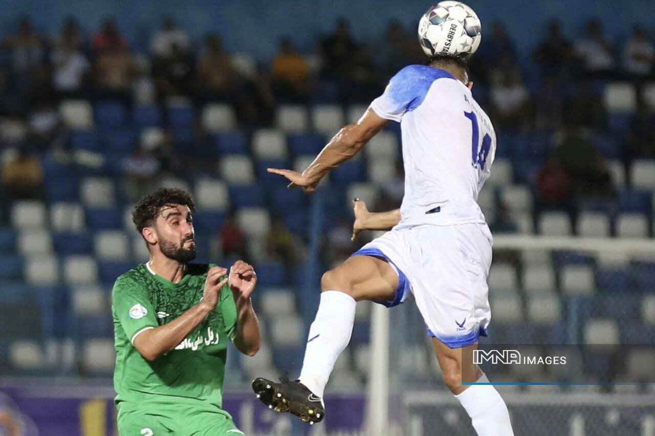 پرسپولیس _ ذوبآهن / جدال تماشایی در ورزشگاه خالی از تماشاگر آزادی