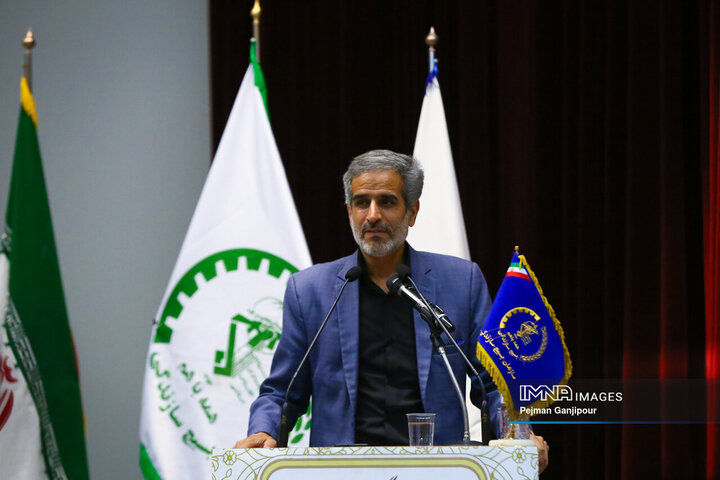 همایش اختتامیه جهادگران فاطمی 3 در اصفهان