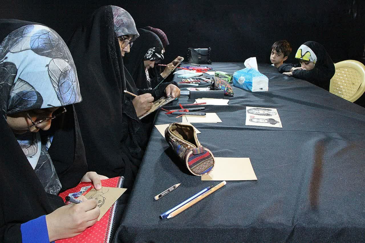 عرض ارادت هنرمندان کرمانی به ساحت سیدالشهداء(س) در موکب هیئت هنر