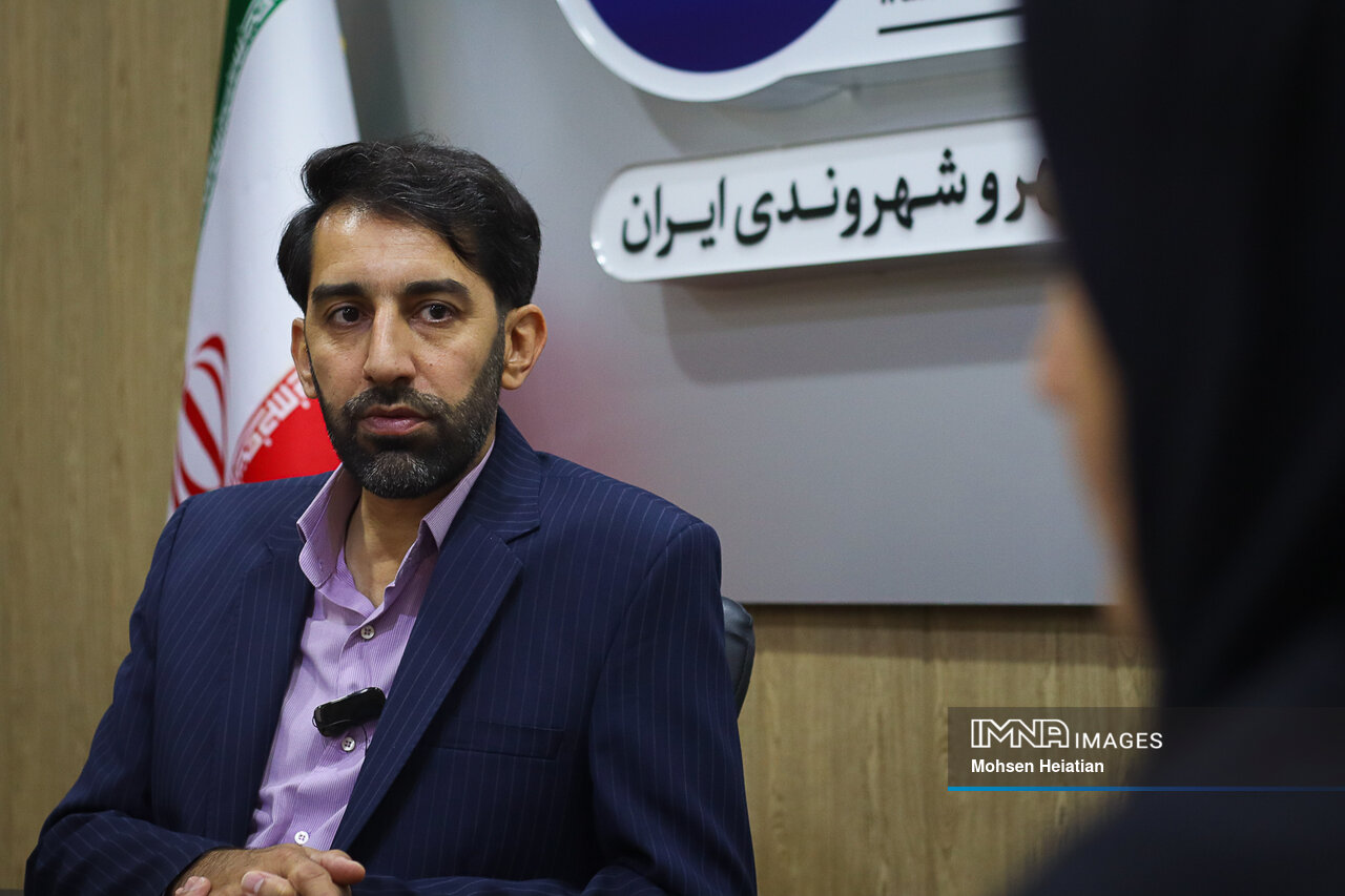 قفل ۱۲۰۰ قبر مخفی در باغ رضوان باز شد / خانه آخر را با تبعیض و تفاخر خراب نکنیم