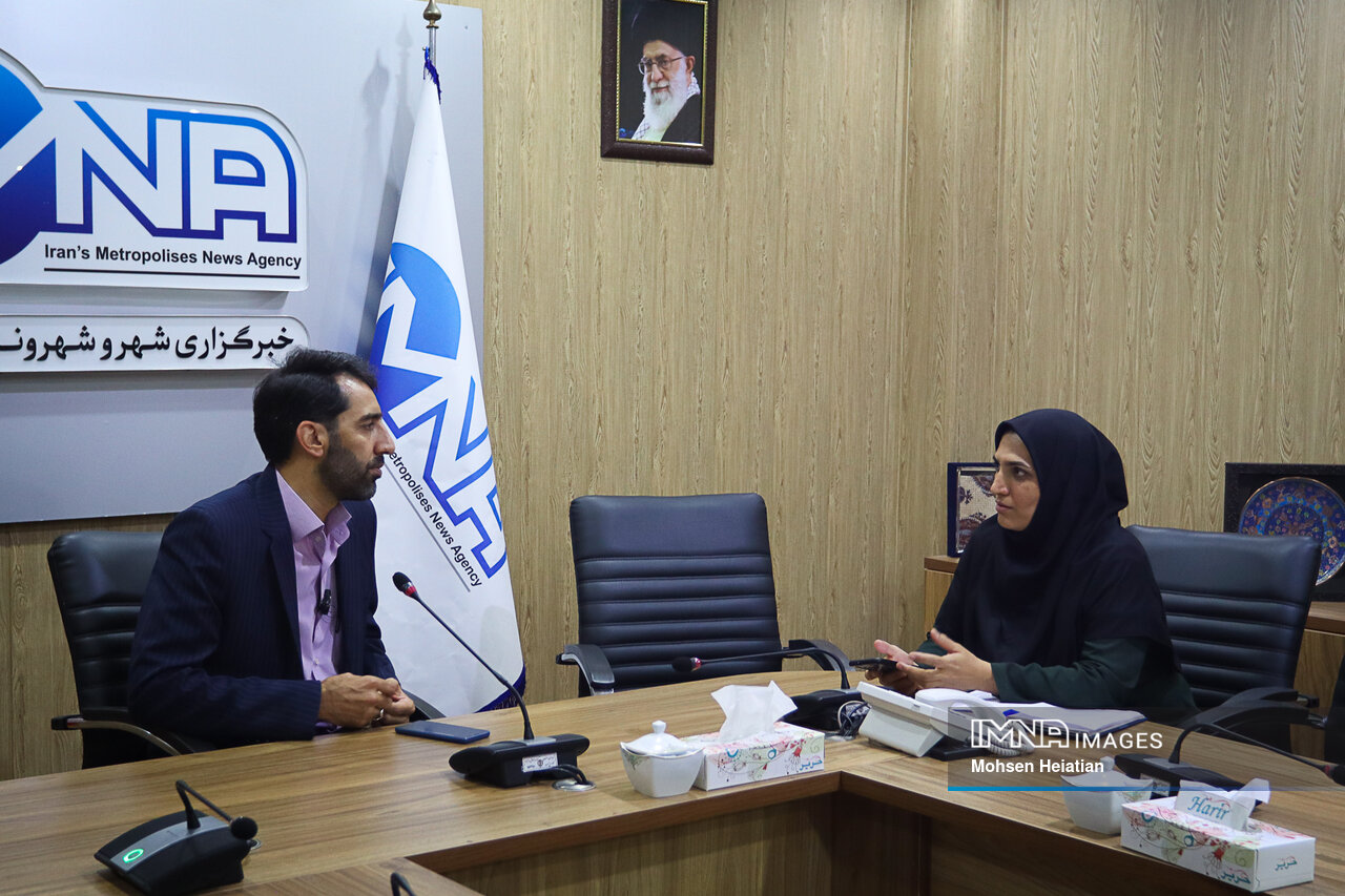 ساماندهی مشاغل آلاینده چالش ملی است/ صدور مجوز بدون استعلام شهرداری در اصفهان ادامه دارد