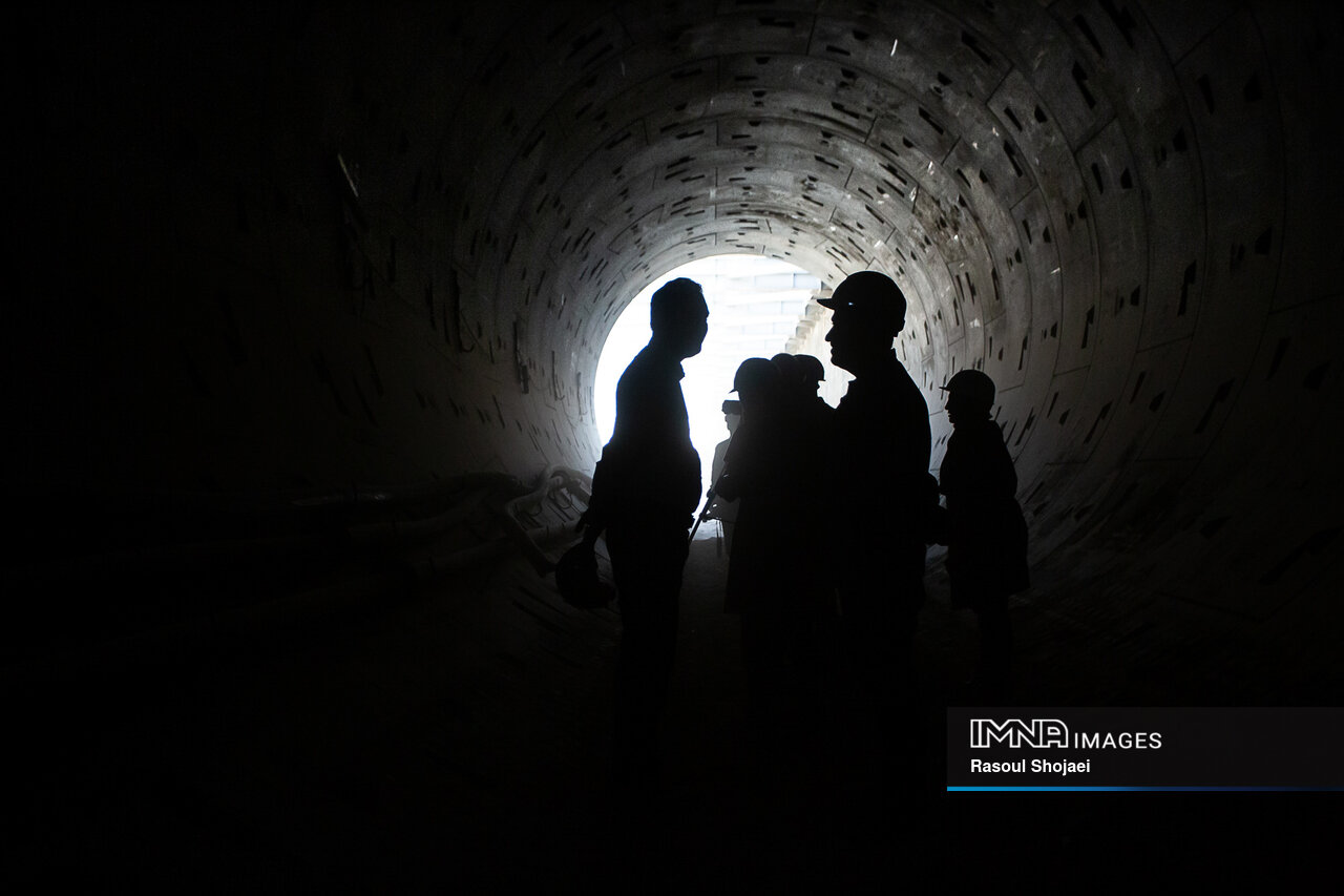 اینجا در عمق ۱۸ متری زمین، دنیای دیگری را تجربه کنید!