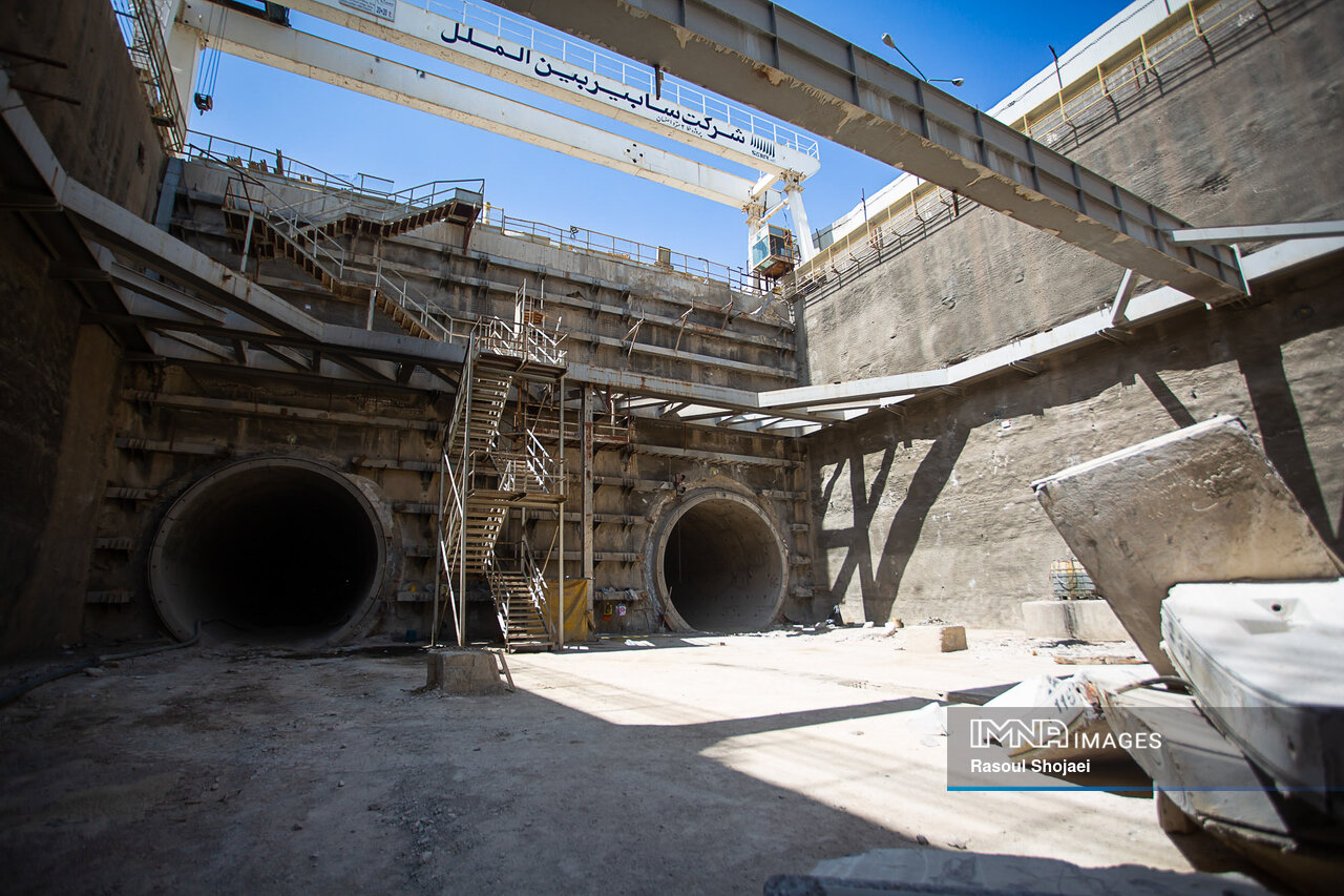 اینجا در عمق ۱۸ متری زمین، دنیای دیگری را تجربه کنید!