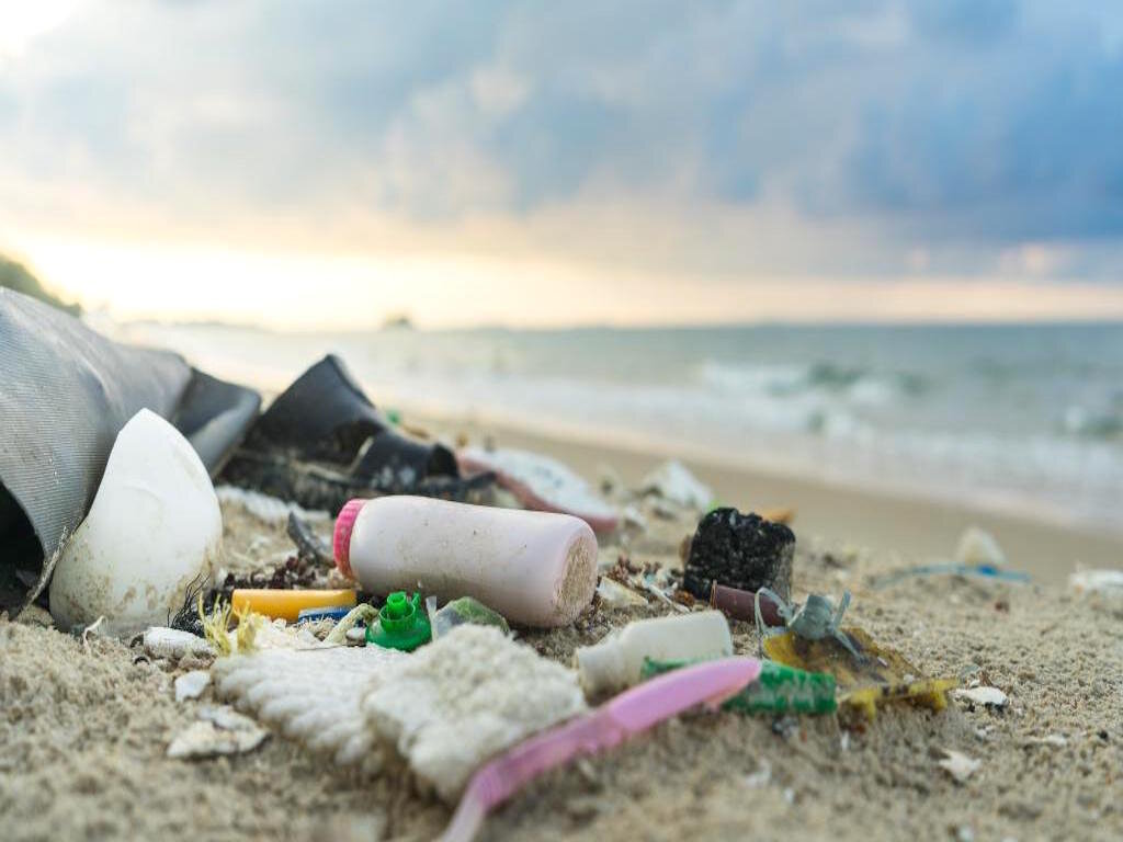 آمریکا میزبان سواحلی کثیف