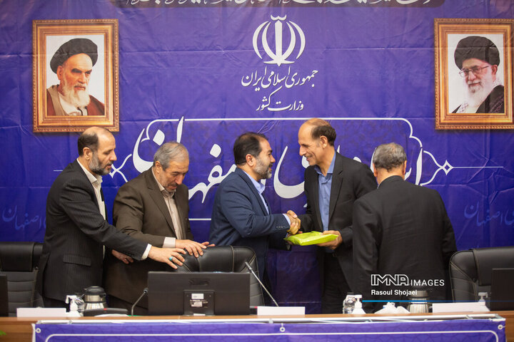 دیدار استاندار اصفهان با آزادگان دوران دفاع مقدس