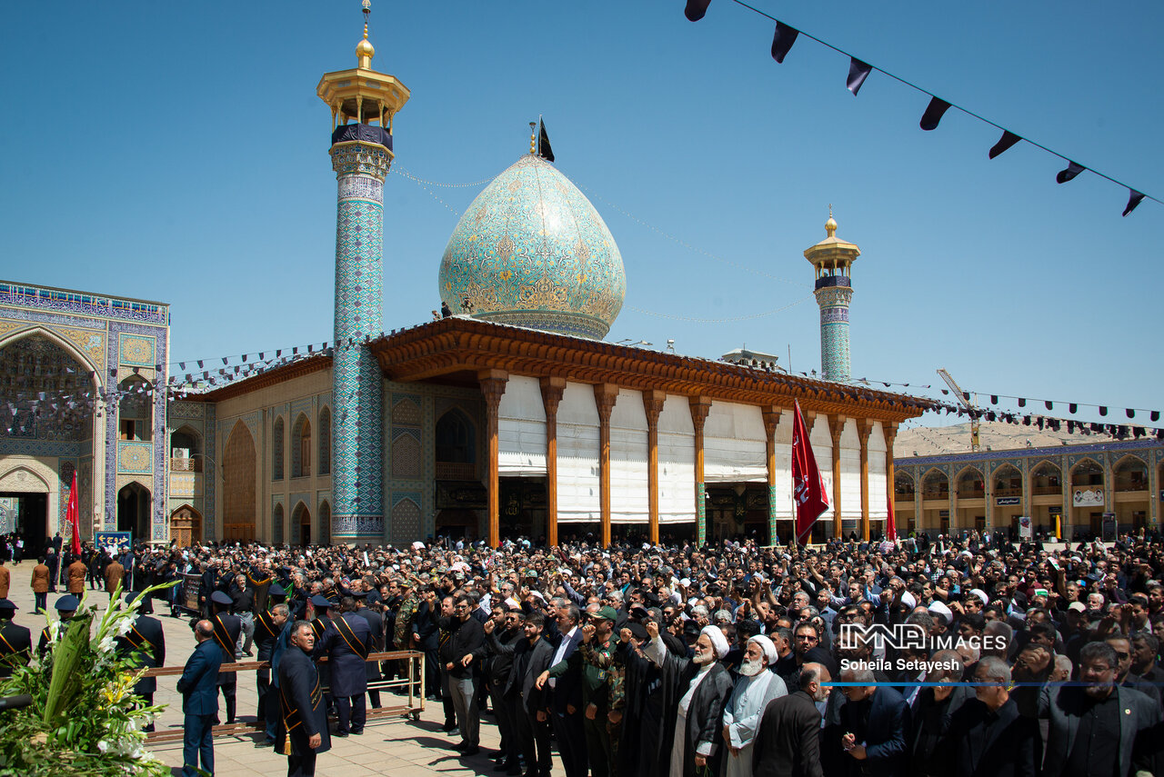 حال و هوای سومین حرم اهل بیت از زبان زائران همزمان با اولین سالگرد حمله تروریستی