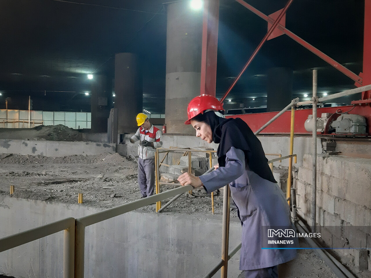 صدای مترو از زیرگذر میدان امام علی(ع) به گوش میرسد!