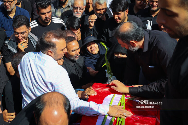 مراسم تشییع شهید محمدرضا احمدی
