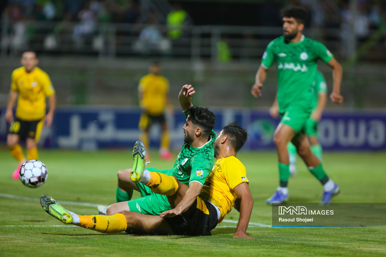 پیشرفتِ فوتبالی حلقهای گمشده در نصفجهان