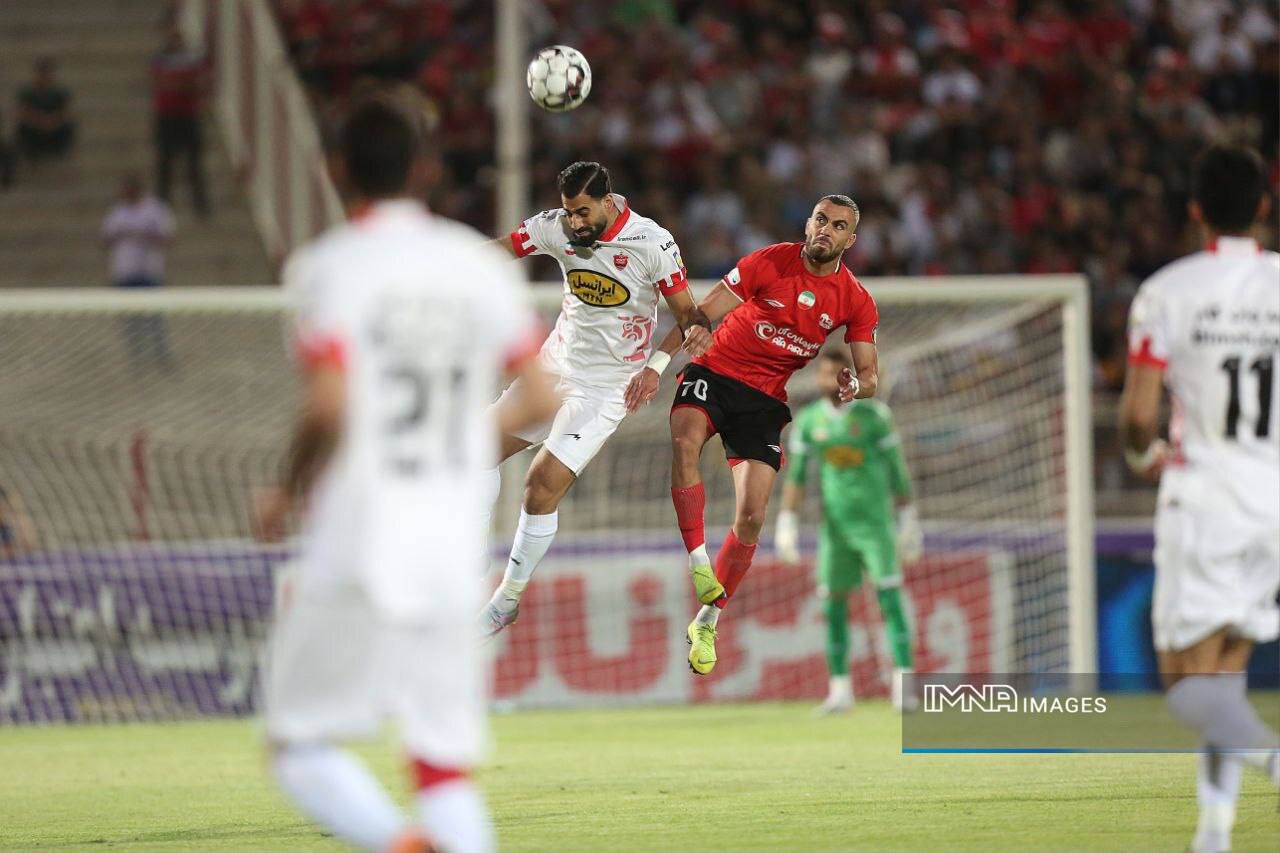 جنگ تمام عیار آبی در آزادی/ تراکتور سه امتیازی میشود؟