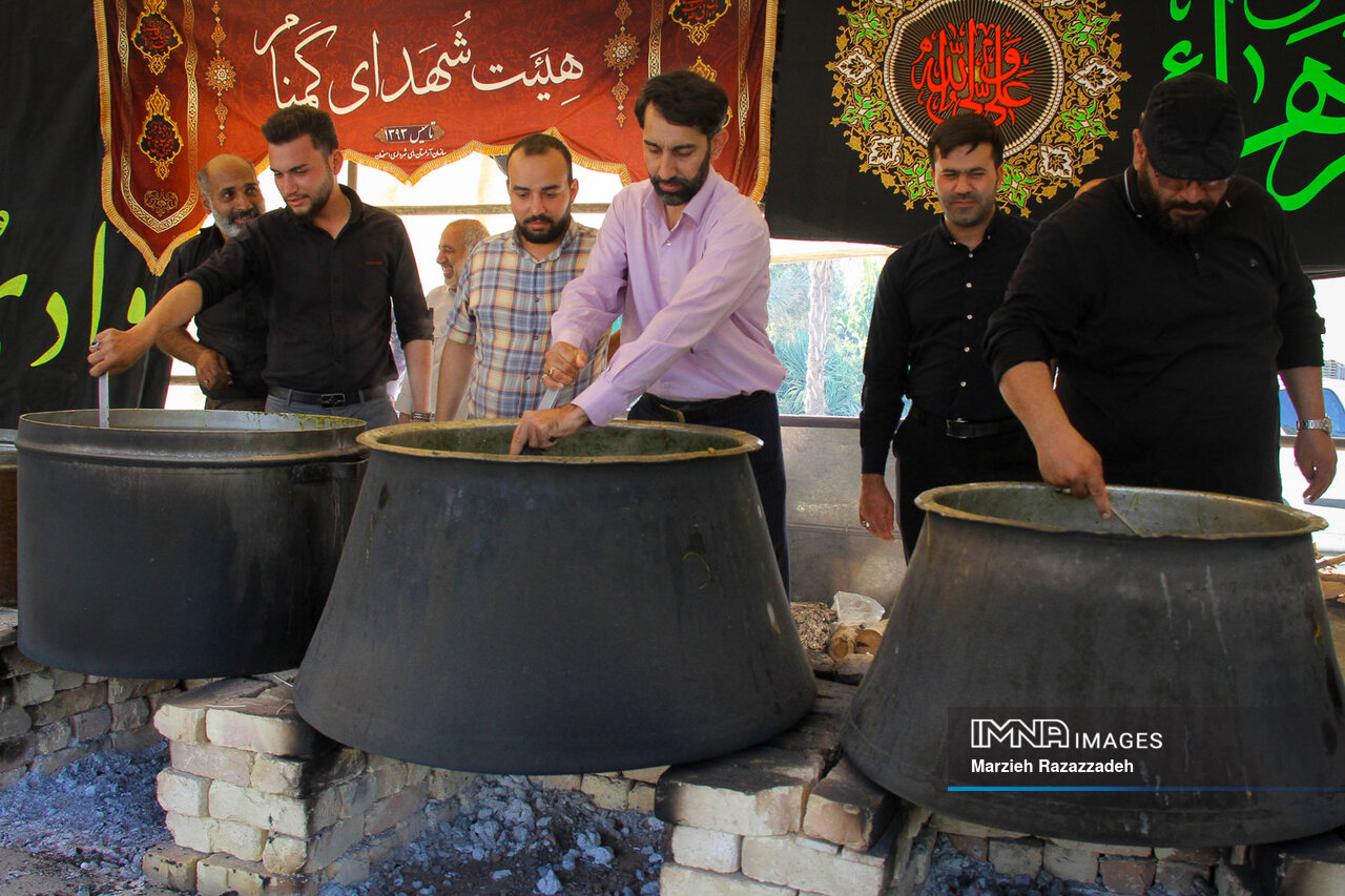 قرار، یادمان شهدای گمنام آرامستان باغ رضوان بود