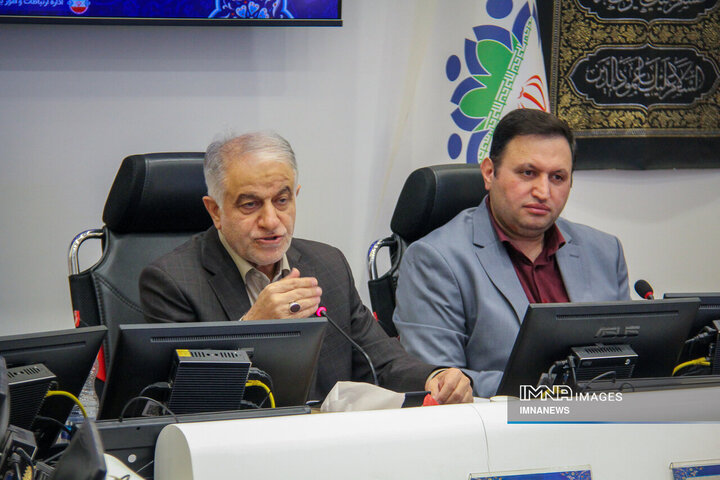 نشست خبری رئیس شورای شهر اصفهان