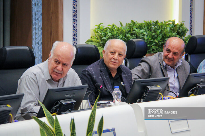 نشست خبری رئیس شورای شهر اصفهان