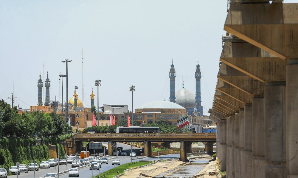 حکایتهای تمامنشدنی منوریل و قم / دولت و مدیریت شهری در یک دو راهی دشوار