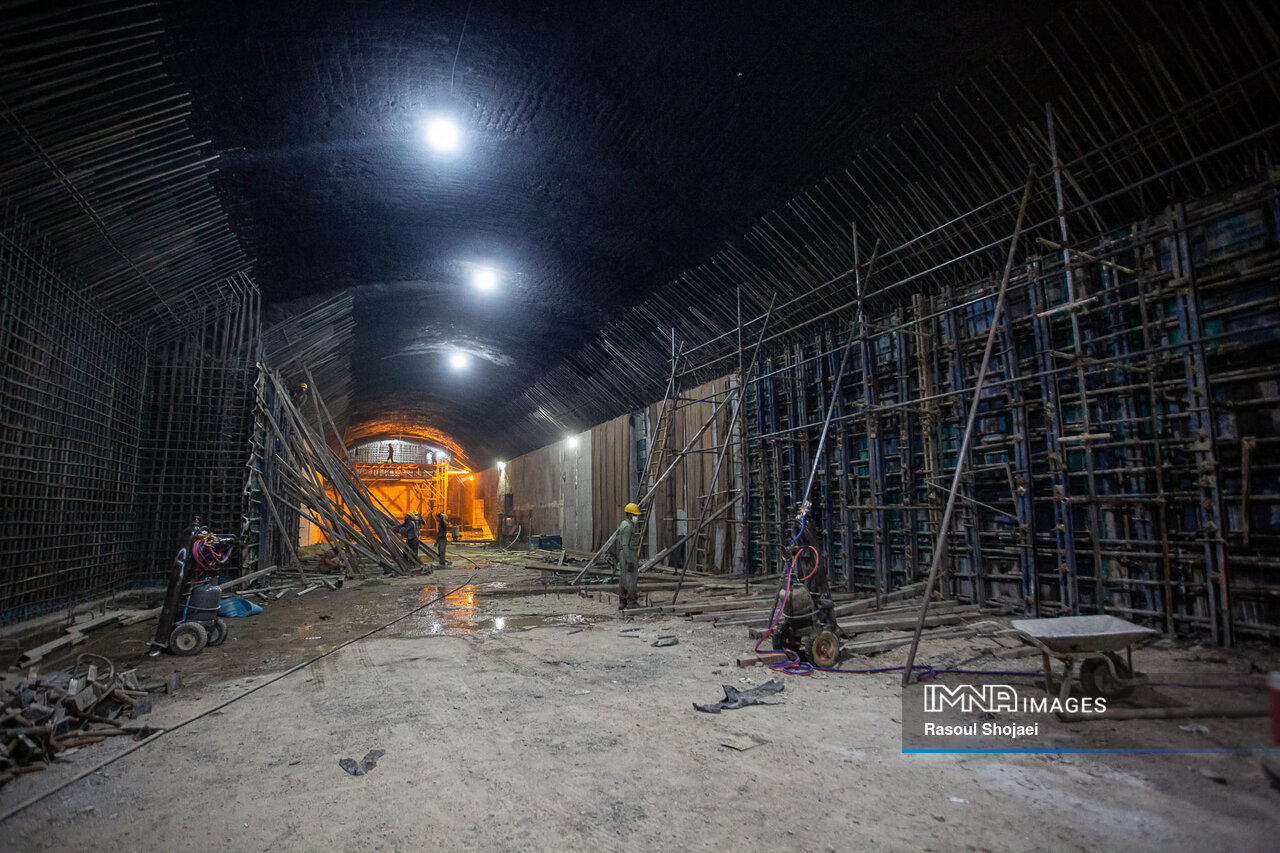 روایتی از ۳ سال تلفیق دانش و تجربه در حملونقل نصف جهان/ میدانداری جوان تازه نفس