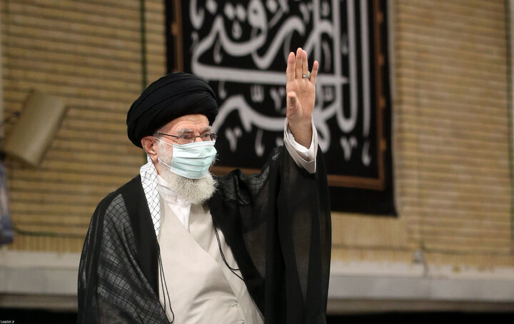 دیدار اعضای ستاد کنگره ملی بزرگداشت ۳۴۰۰ شهید استان اردبیل با رهبر انقلاب