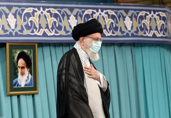 دیدار اعضای ستاد کنگره ملی بزرگداشت ۳۴۰۰ شهید استان اردبیل با رهبر انقلاب