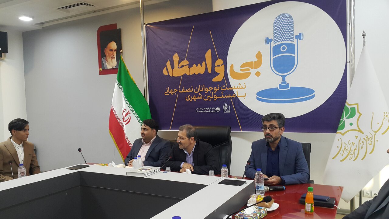 استفاده از ظرفیت نوجوانان در رویدادهای شهری/ لزوم افزایش ضریب نفوذ کتاب در بین این قشر