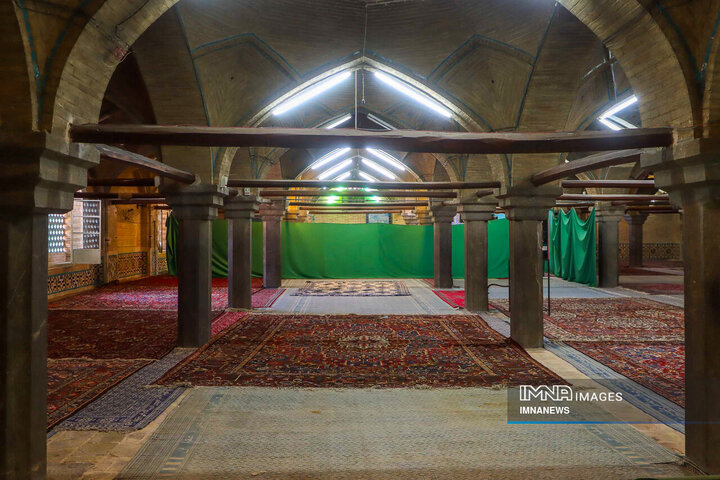 Isfahan's Agha Nour mosque in pictures