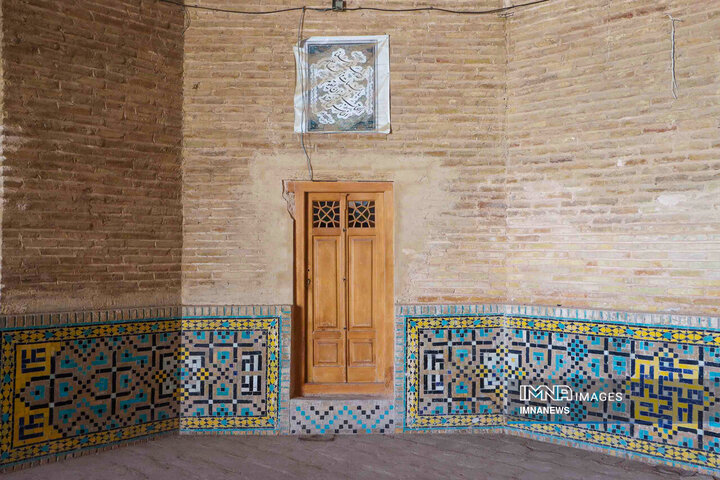 مسجد آقانور؛ نگینی در قلب اصفهان