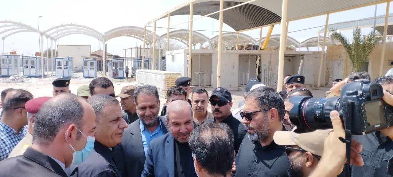 حضور سفیر ایران در عراق و استاندار دیالی در مرز خسروی