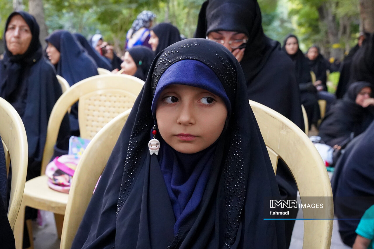 دخترهای شگفتانگیز و واژههای سرنوشتساز