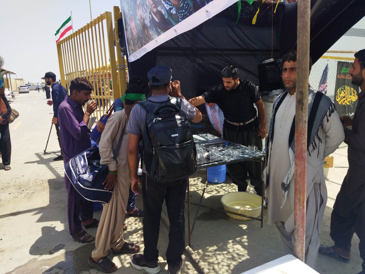 روزی تلاش برای آزادسازی راه کربلا و روزی استقبال از زائران اباعبدالله(ع)