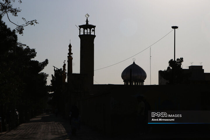 مساجد امروزی از معماری ایرانی دور شده‌اند