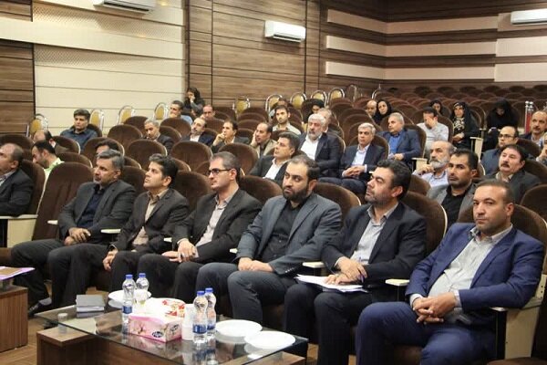 تصمیمات کلان اقتصادی استانها باید پیوست اشتغال داشته باشد