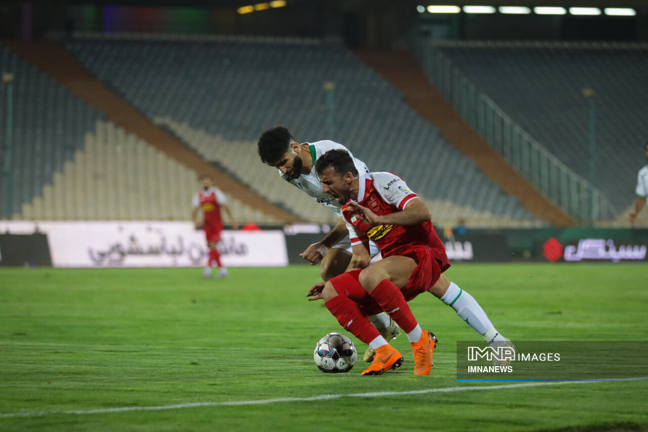 پرسپولیس _ صنعت نفت آبادان / آزمون دشوار ویسی در ایستگاه نهم