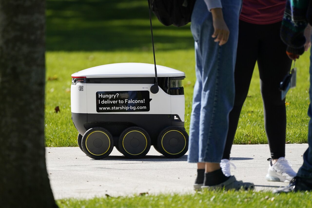 خیابان‌های شهر نوآور جهان در مالکیت ربات‌های باربر