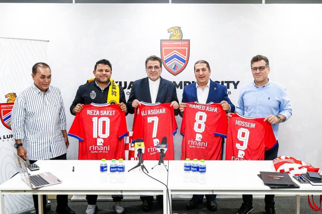 تمدید تفاهمنامه سپاهان و کوالالامپور اف سی مالزی + عکس