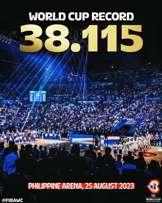 میزبان آسیایی، رکورد بیشترین تماشاگر در یکبازی جامجهانی را شکست + عکس