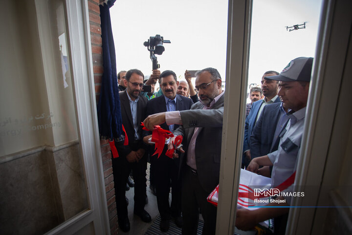 آئین افتتاح نیروگاه خورشیدی جرقویه (۲)