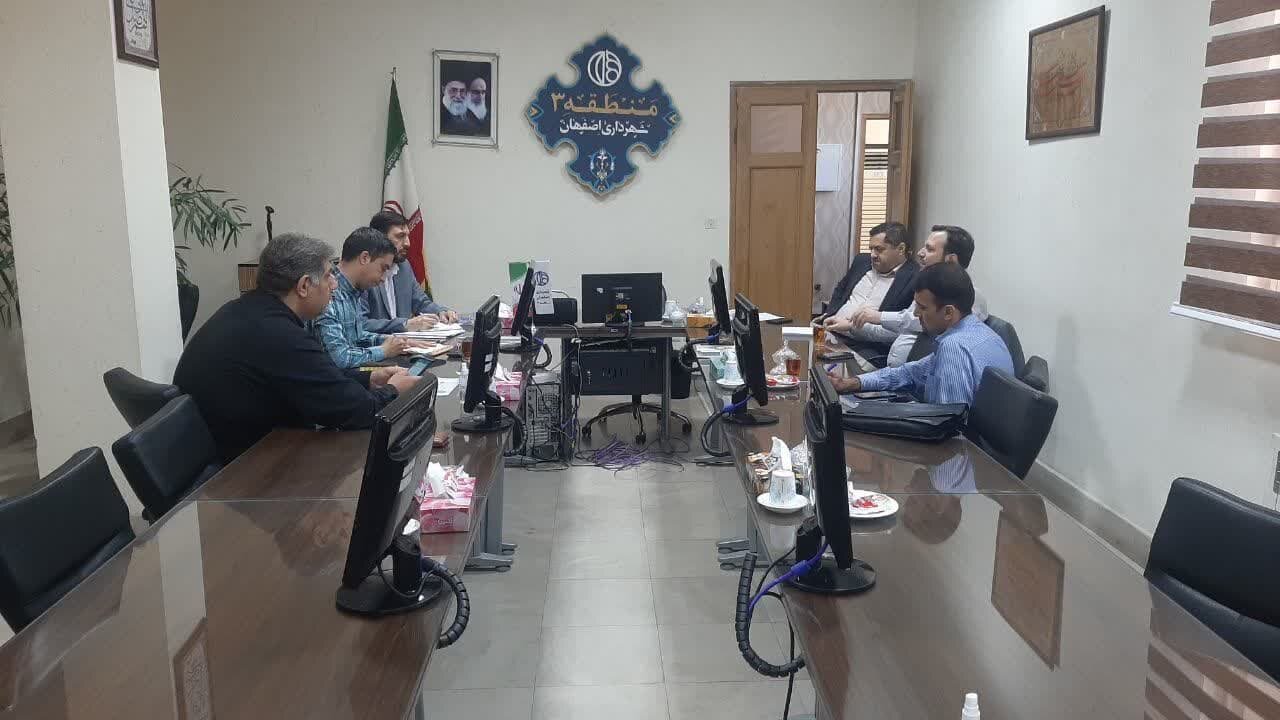 هیئت امنای بازار بزرگ اصفهان تا پائیز امسال تشکیل میشود