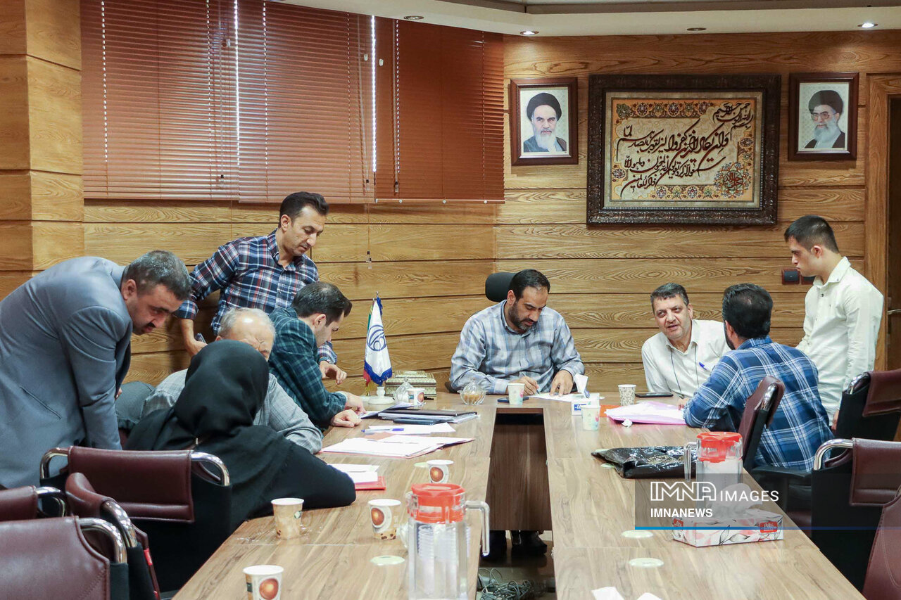 کمیته نظارتی شورای شهر در منطقه ۷ شهرداری اصفهان