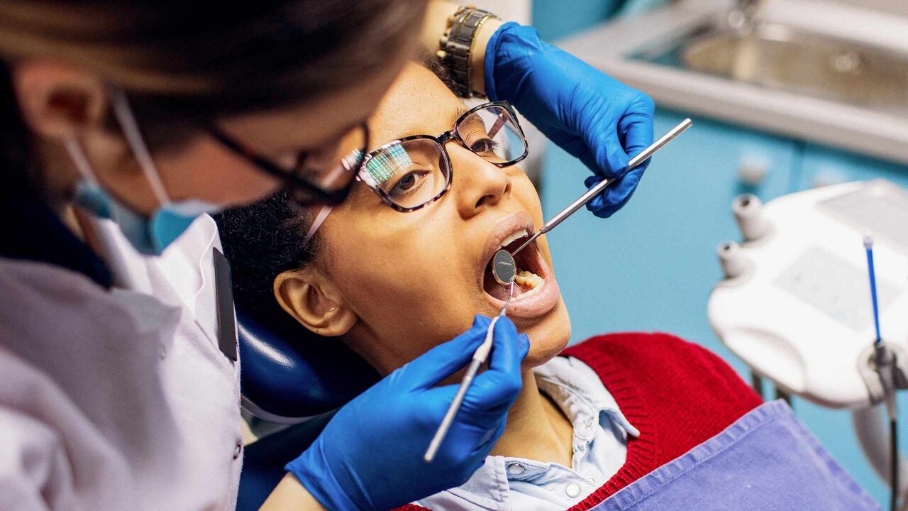 افزایش دندانپزشک‌های تقلبی در بلژیک و وحشت مردم از ادامه درمان