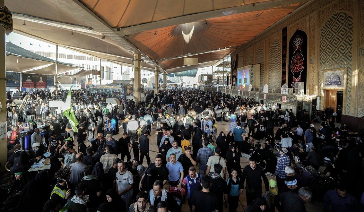 حرم امام علی(ع) مردانه شد