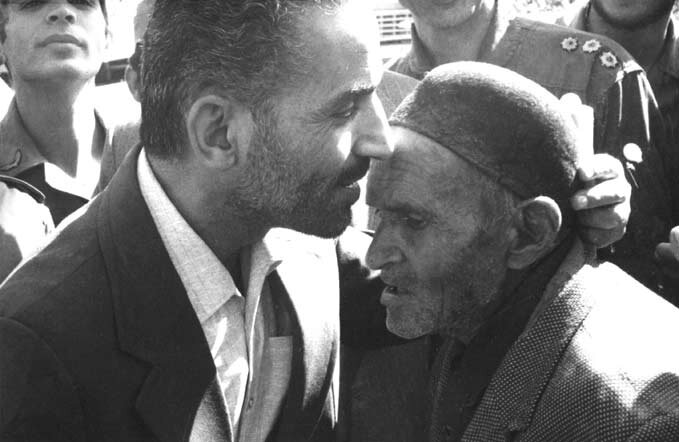 از شهید رجایی تا شهید رئیسی 1 از شهید رجایی تا شهید رئیسی