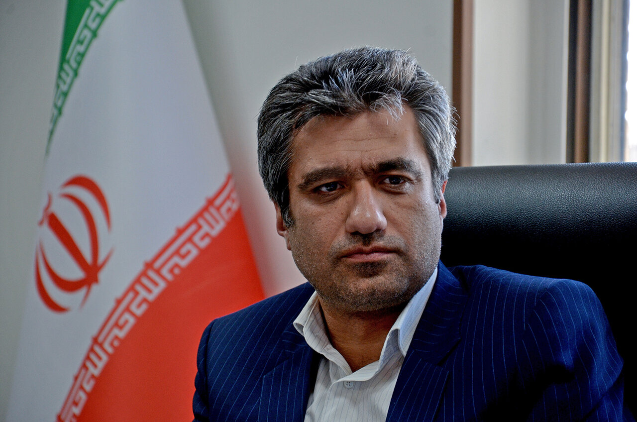 از اصالت تا تقلید؛ بررسی تأثیرات نماهای واراداتی بر فضاهای شهری