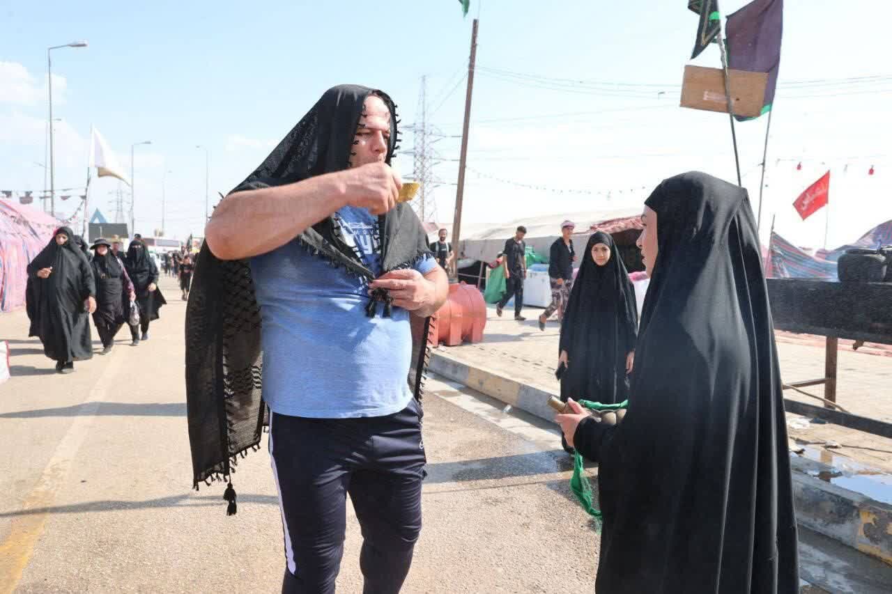 حضور  ورزشکاران ایرانی در پیاده‌روی اربعین + عکس